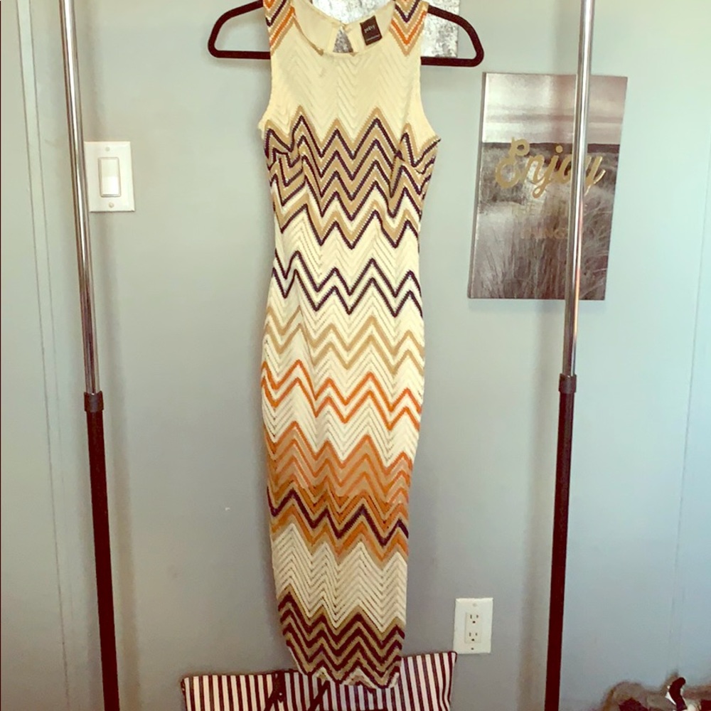 Backless midi dress